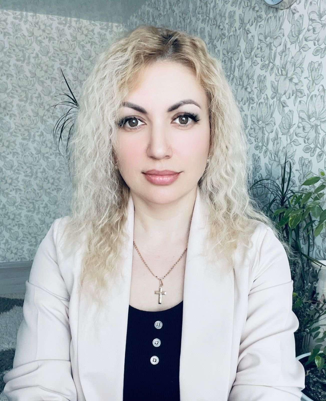 Мхитарян Наталья Васильевна.